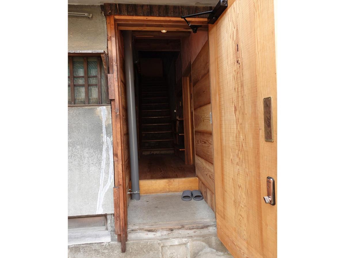 旧邸稽古場 Gasthof Präfektur Tokio